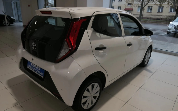 Toyota Aygo cena 37900 przebieg: 113200, rok produkcji 2019 z Alwernia małe 254